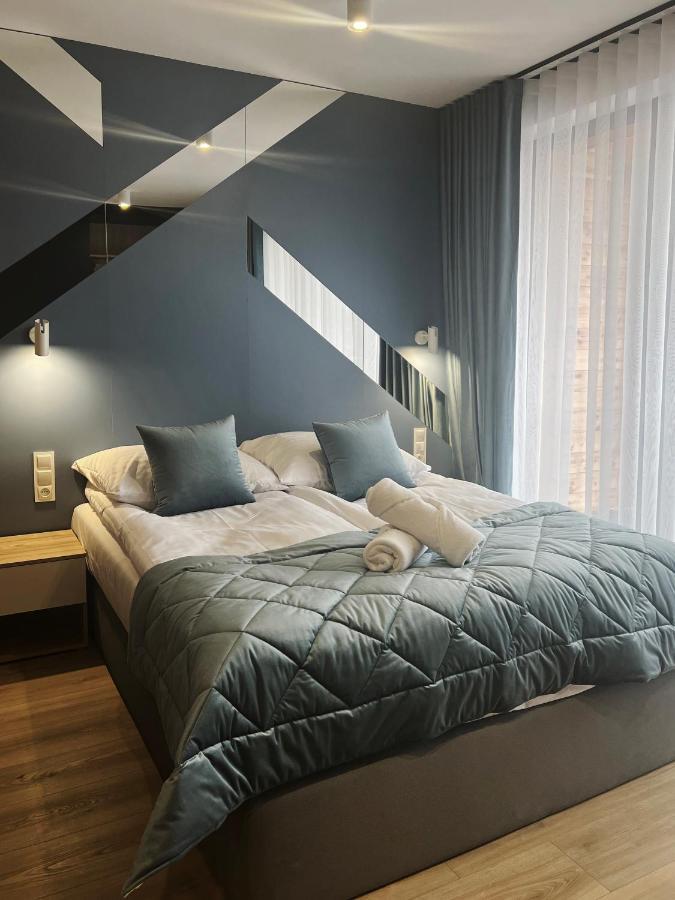 Amsterdam - Nowy Apartament W Centrum Z Prywatnym Zadaszonym Parkingiem Nowy Targ Dış mekan fotoğraf